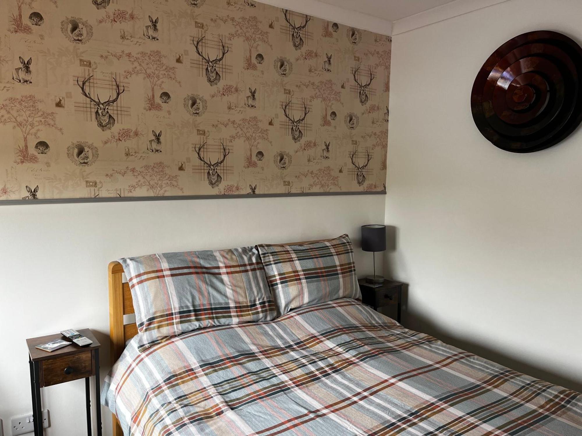 Exclusive Private Double Room, En-Suite Wet Room Private Entrance 福里斯 外观 照片